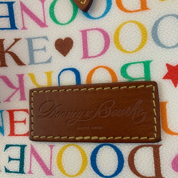 Dooney & Bourke purse - Picture 2 of 3